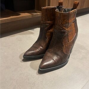 Brown Crocodile Pattern Ankle Boots